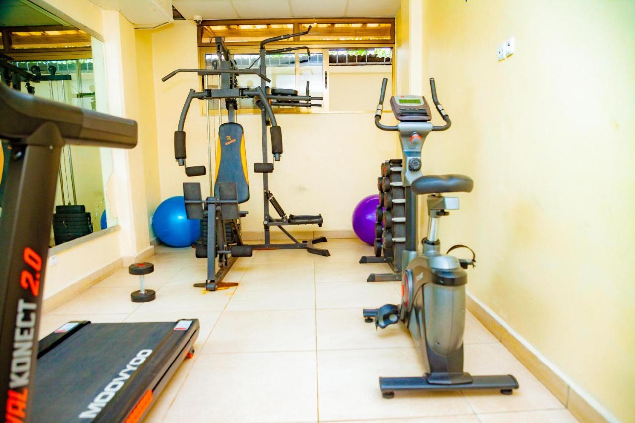 Loumia Premium Bonapriso Apartment Douala Exterior photo