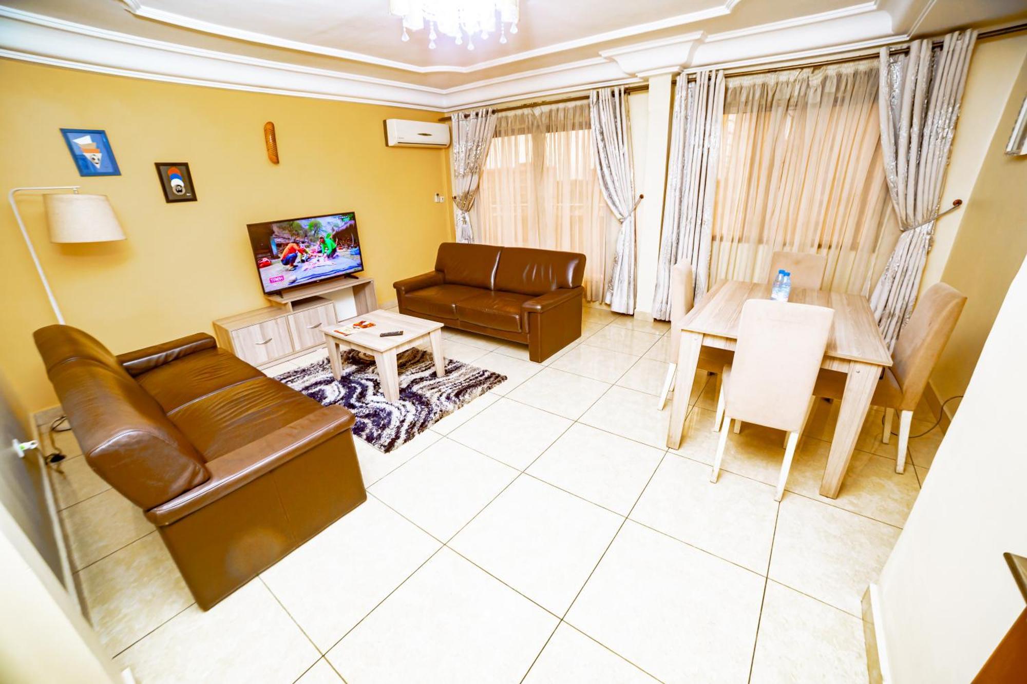 Loumia Premium Bonapriso Apartment Douala Exterior photo